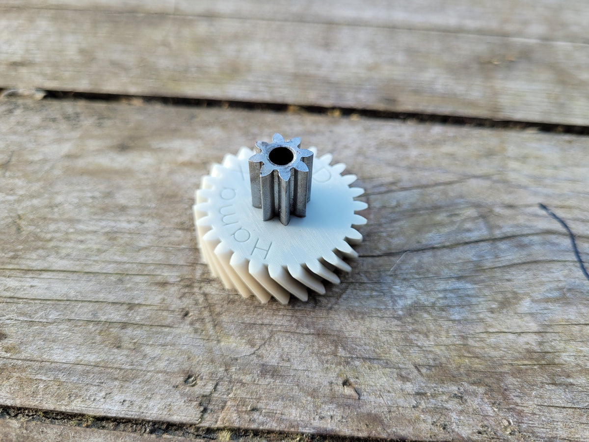 Hama X10CD shredder gear with metal gear socket