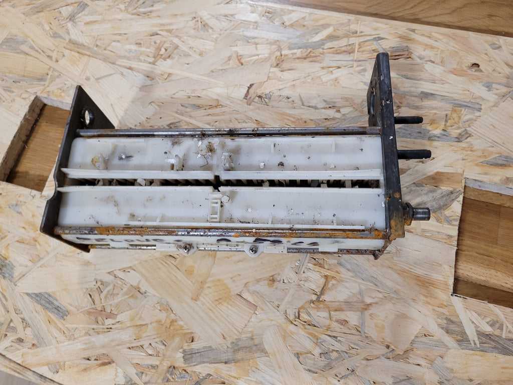 Fellowes P-58CS Blade Separator Assembly | Paper Shredder Replacement Part