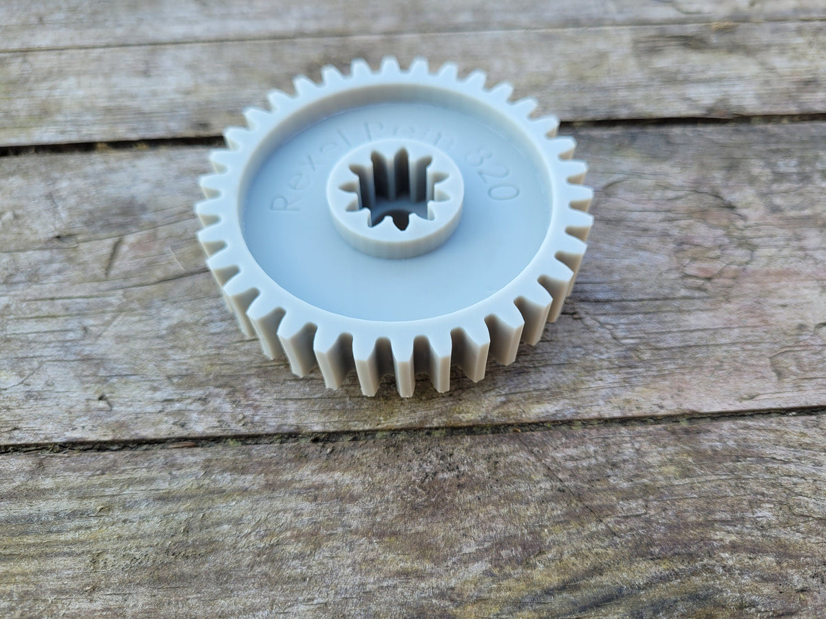 Rexel Rem 820 shredder secondary gear with metal gear socket