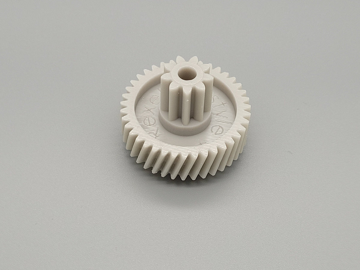 Rexel Prostyle+ and Momentum X312 shredder gear