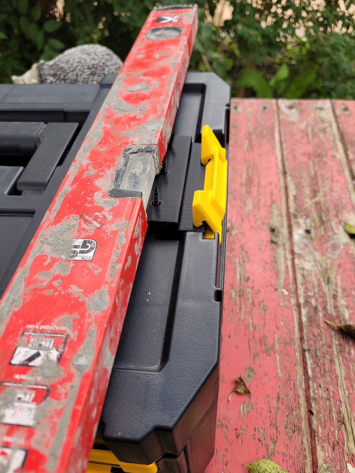 Clippable DeWalt tstak tabletop mount