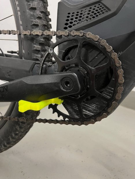 E-Bike Chain Cleaning Attachment – Crank Stick Tool for Easy Drivetrain Maintenance