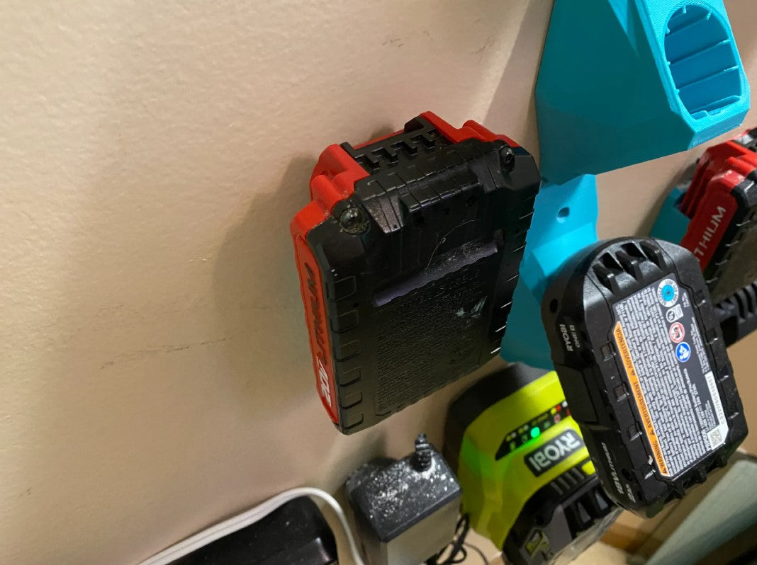 Wall Mounted Porter cable Battery Holder – Single Battery Storage Bracket
