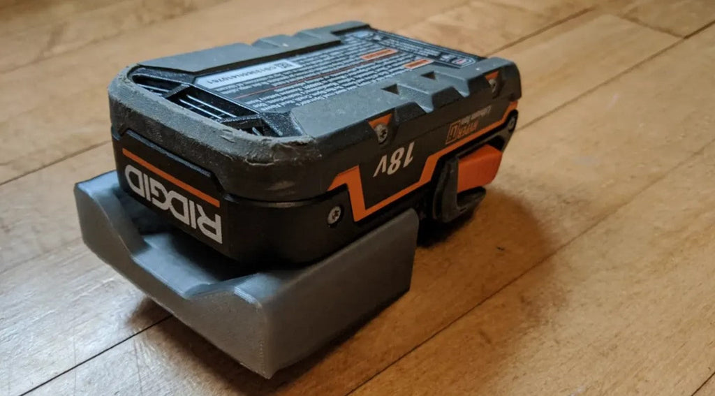 Wall Mounted Ridgid Battery Holder – Single Battery Storage Bracket