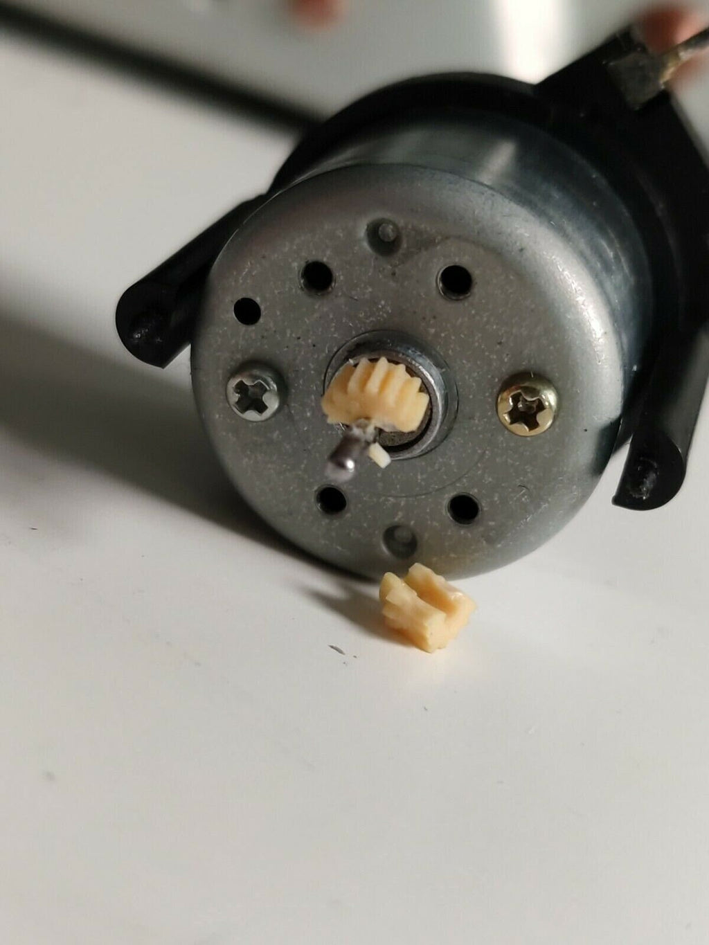 Pioneer a-550r motor gear