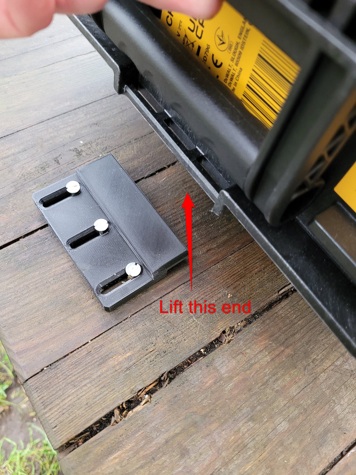 Holder mount for Dewalt Toughsystem
