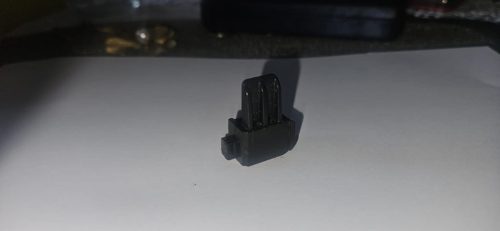 Hinge clip set for Dewalt Radio