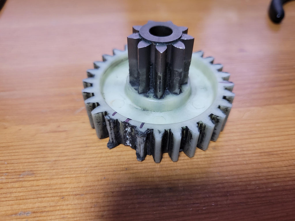 Fellowes 79Ci shredder gear with metal gear socket